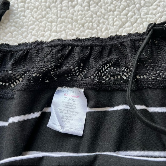 Beachwear Stripped Black Dress - Picture 4 of 4